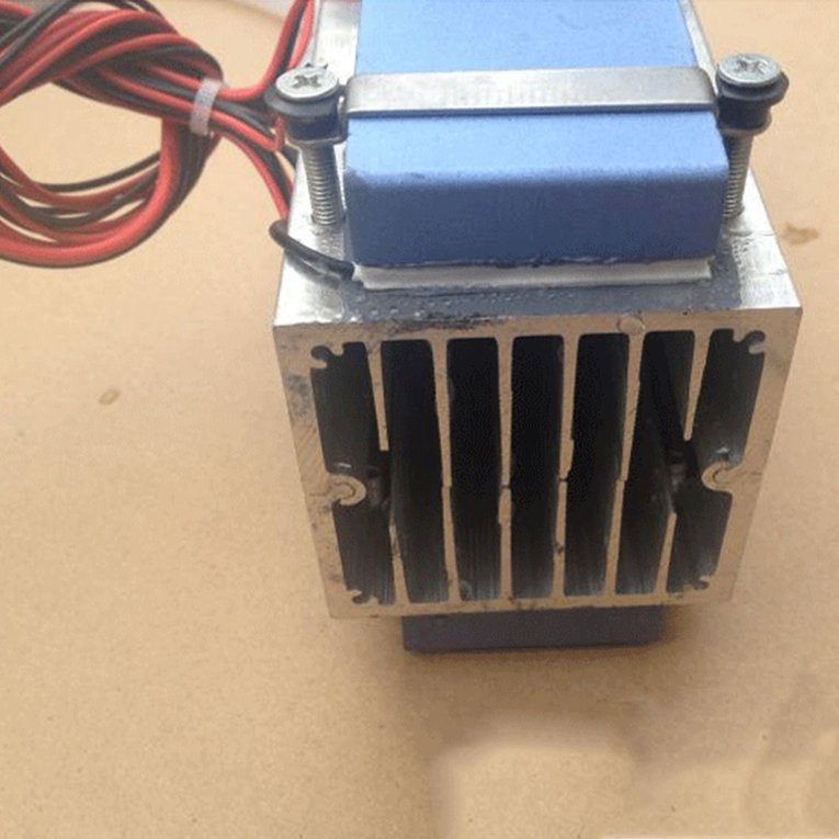 12V 576W 8-chip TEC1-12706 DIY Thermoelectric Cooler Cooling Air Cooling Device DIY Thermoelectric Cooler 12V 576W 8-chip TEC1-12706 DIY Thermoelectric Cooler Cooling Air Cooling Device DIY Thermoelectric Cooler